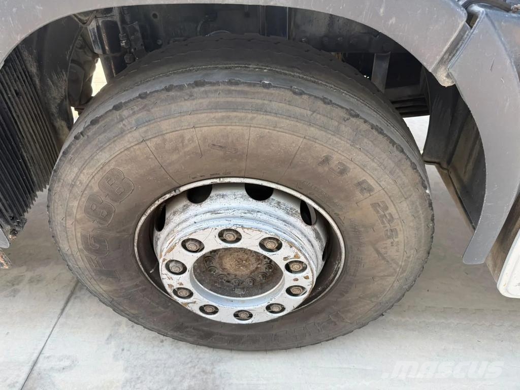 MAN 41.430 TGA Wechsel BETON + KIPPER 40Ton 8x4 Camiones bañeras basculantes o volquetes