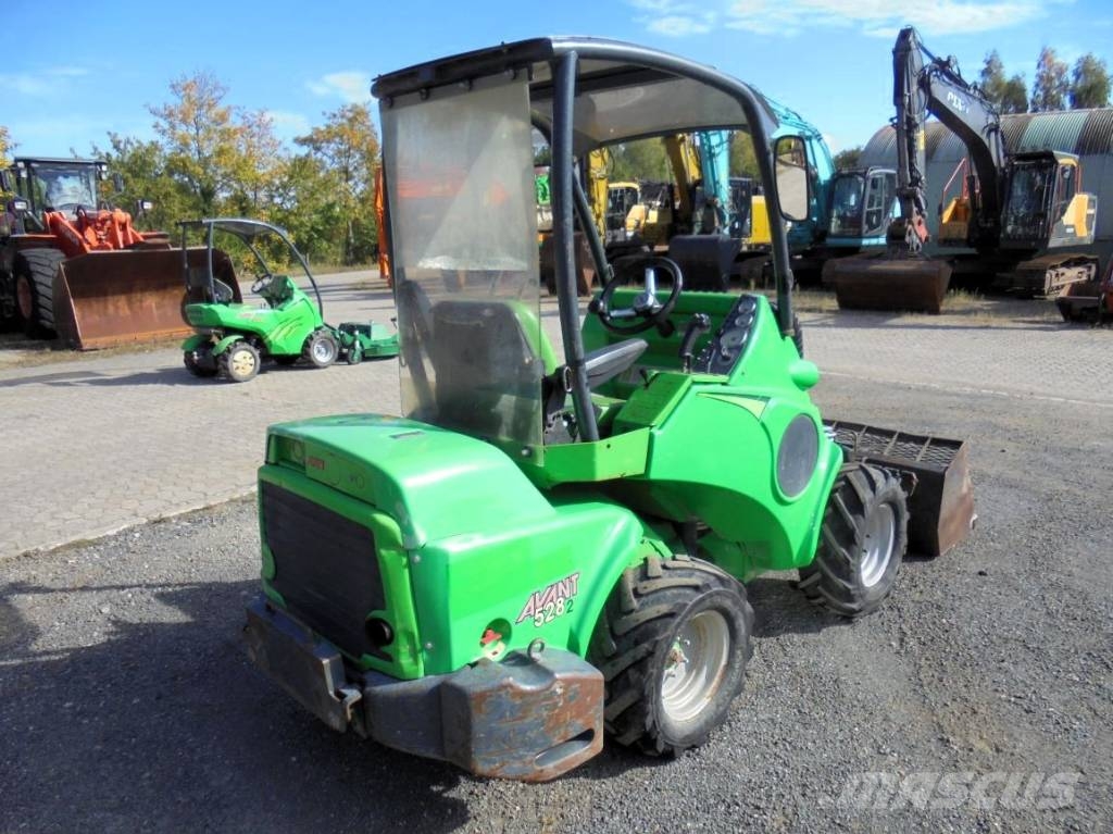Avant 528 Tele Minilader