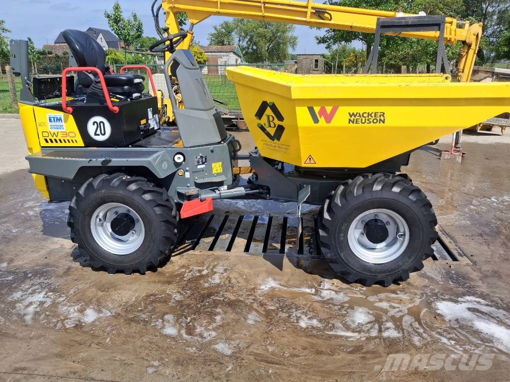 Neuson wacker dumper ساحبات مفصلية