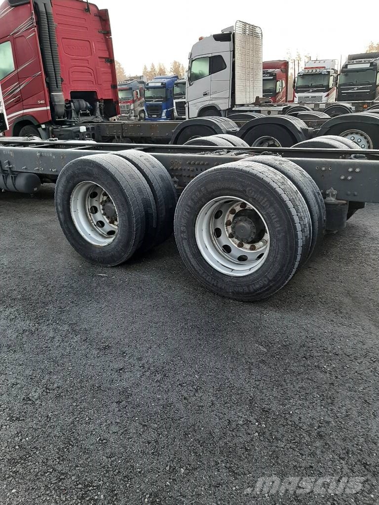 Volvo FH 13 Kamioni-šasije