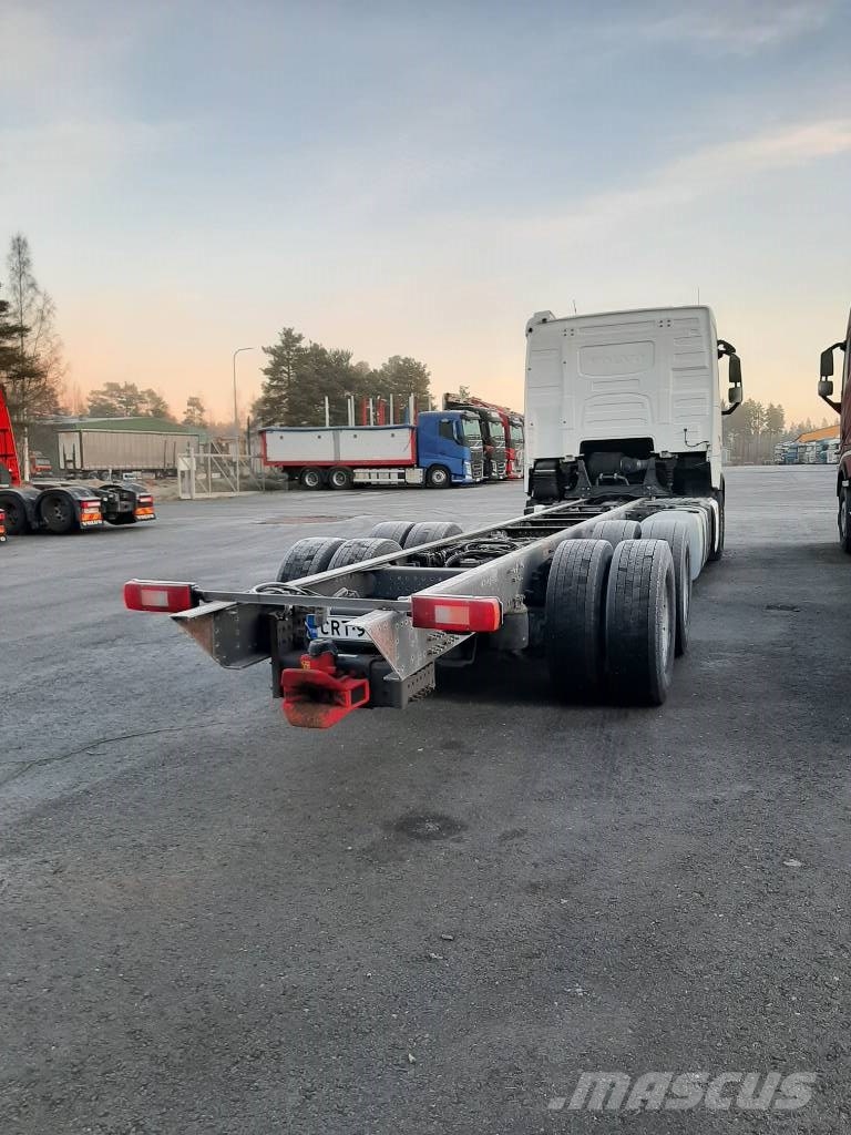 Volvo FH 13 Kamioni-šasije