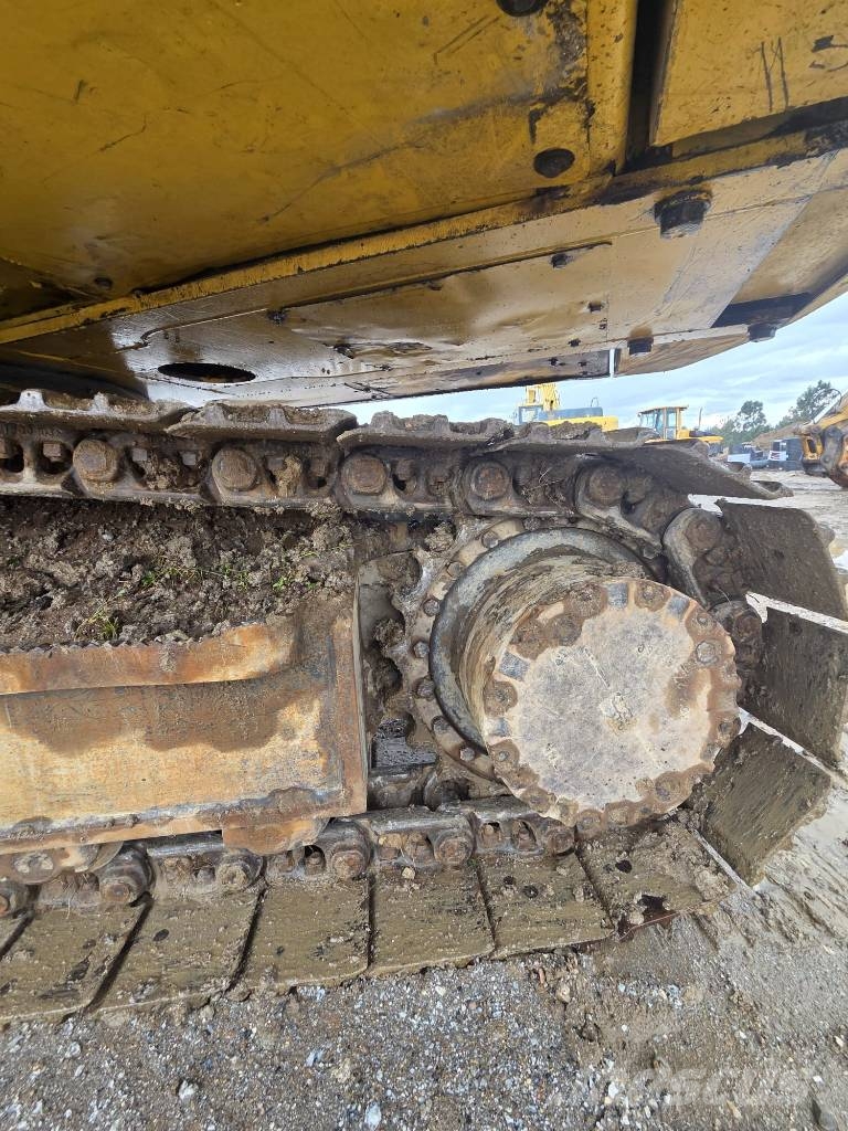 Komatsu PC 210 NLC-8 Εκσκαφείς με ερπύστριες