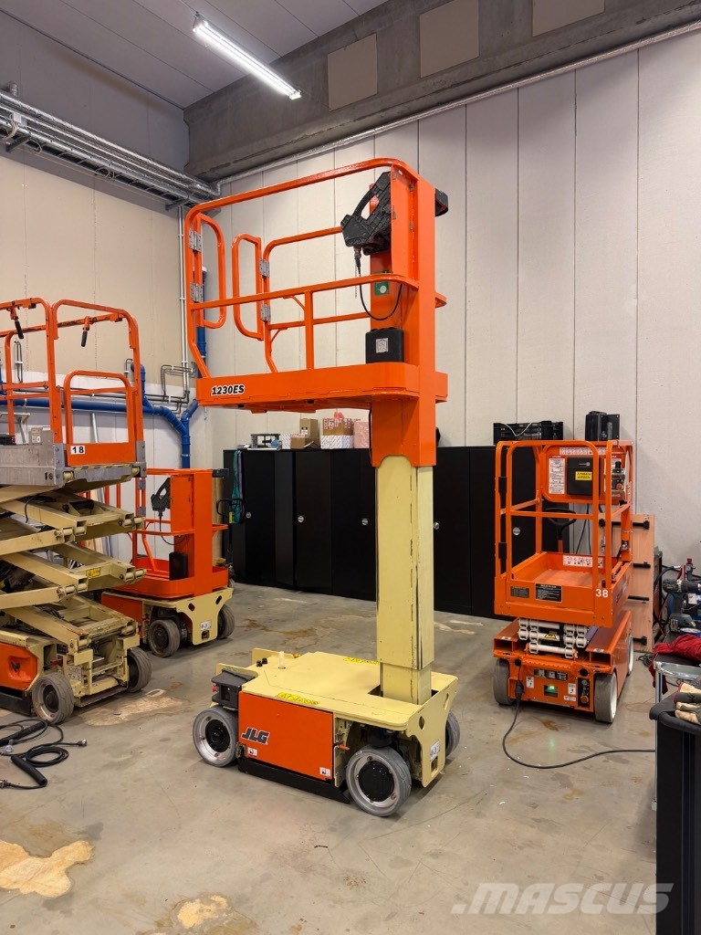 JLG 1230 ES 剪叉式升降机