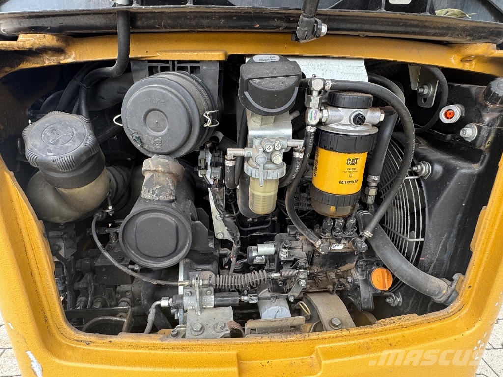CAT 301.7 D Minigravemaskiner