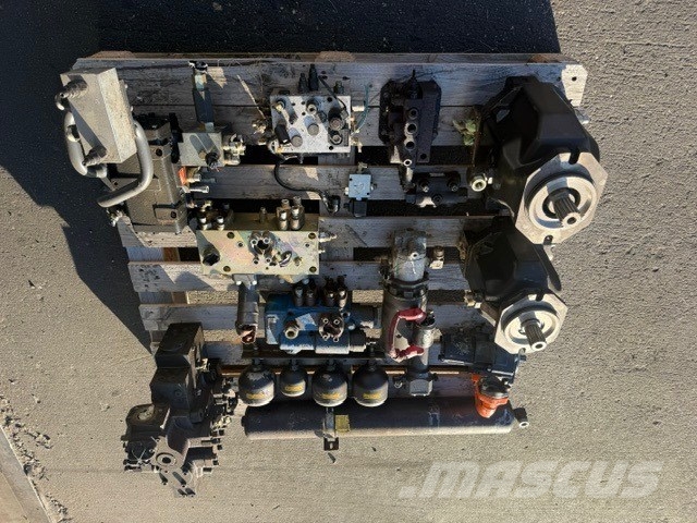 Doosan DL 450 USED HYDRAULIC PARTS COMPLET Hidraulikos įrenginiai