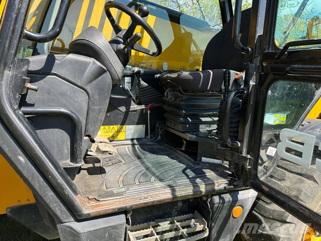 JCB 540-140 HIVIZ 540-140 Carretillas telescópicas
