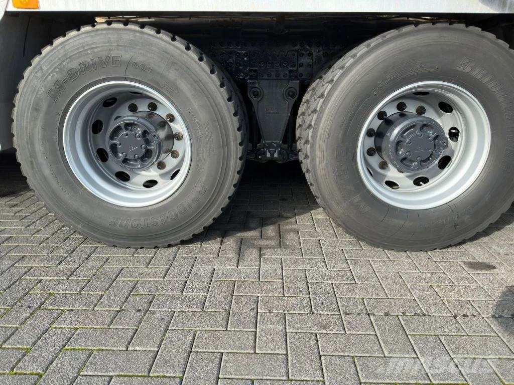 Volvo FM 410 8X4 + STETTER 9 M3 MIXER/MISCHER + THEAM 15 混凝土搅拌车