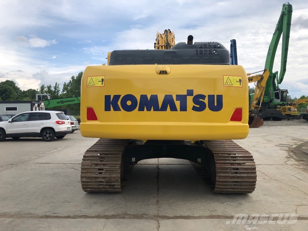 Komatsu PC210LC-11 حفارات زحافة