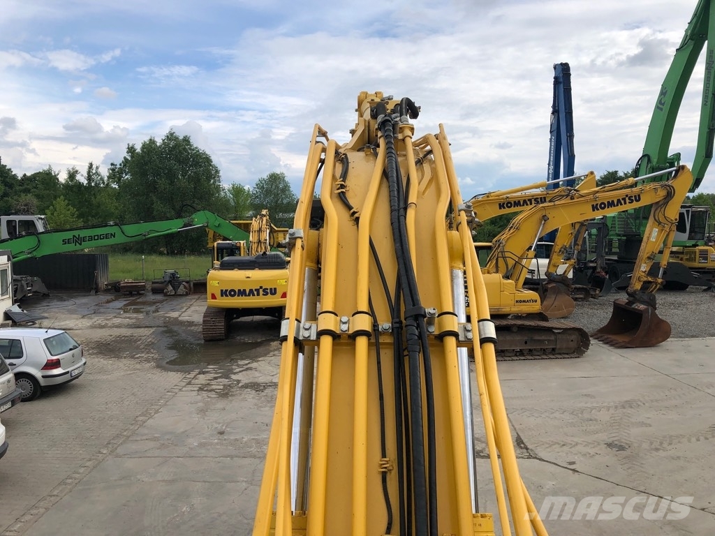 Komatsu PC210LC-11 حفارات زحافة