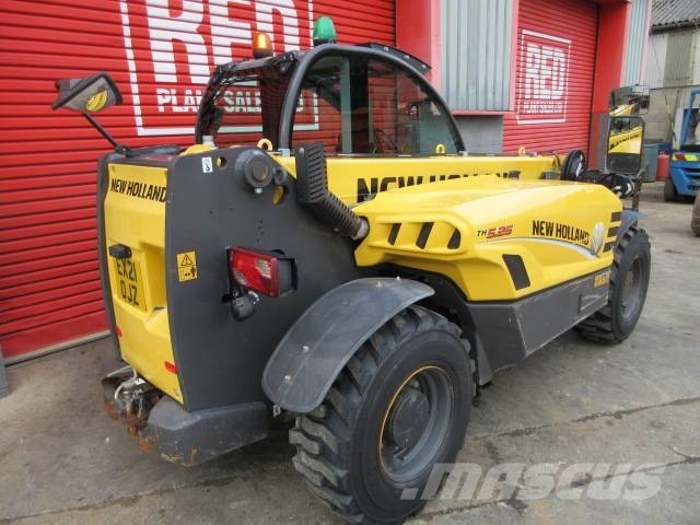 New Holland TH 5.26 Teleskoplader