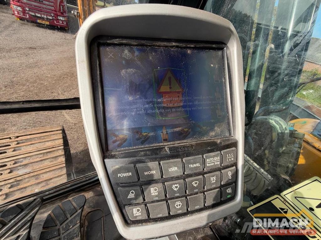 Hyundai HX300 NL Machine - Working condition Pelle spéciale
