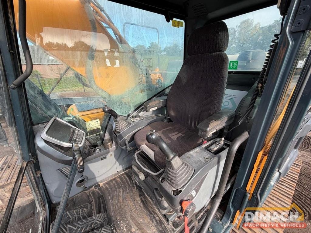 Hyundai HX300 NL Machine - Working condition Pelle spéciale