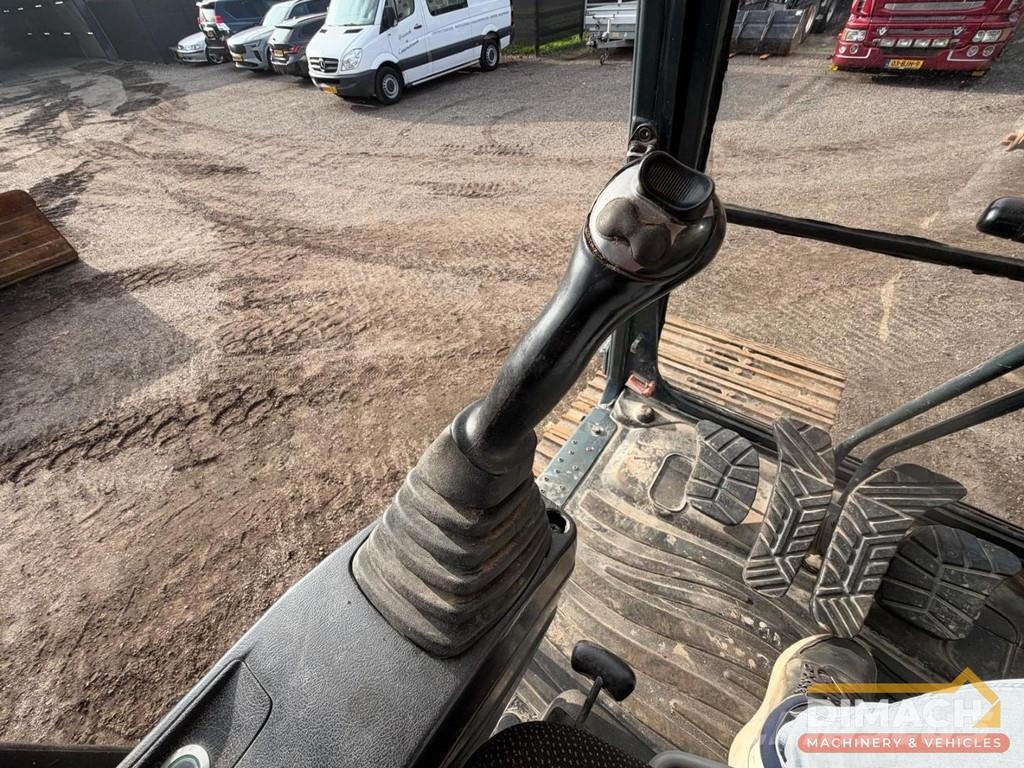Hyundai HX300 NL Machine - Working condition Pelle spéciale