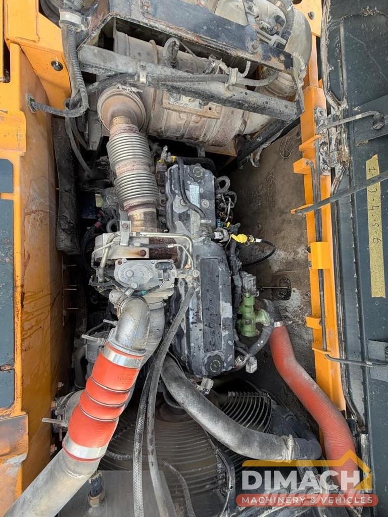 Hyundai HX300 NL Machine - Working condition Pelle spéciale