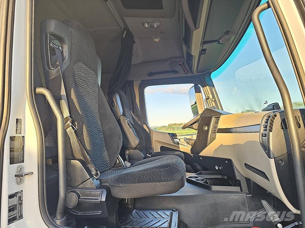 Mercedes-Benz ACTROS 1843 Trekkers