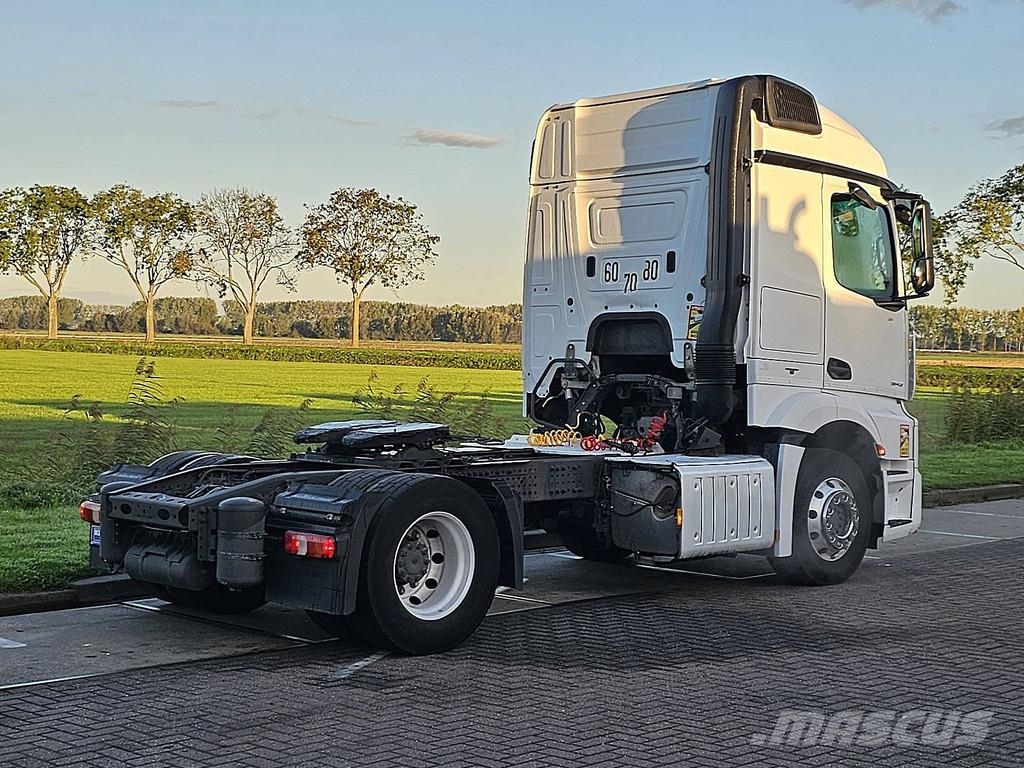 Mercedes-Benz ACTROS 1843 Trekkers