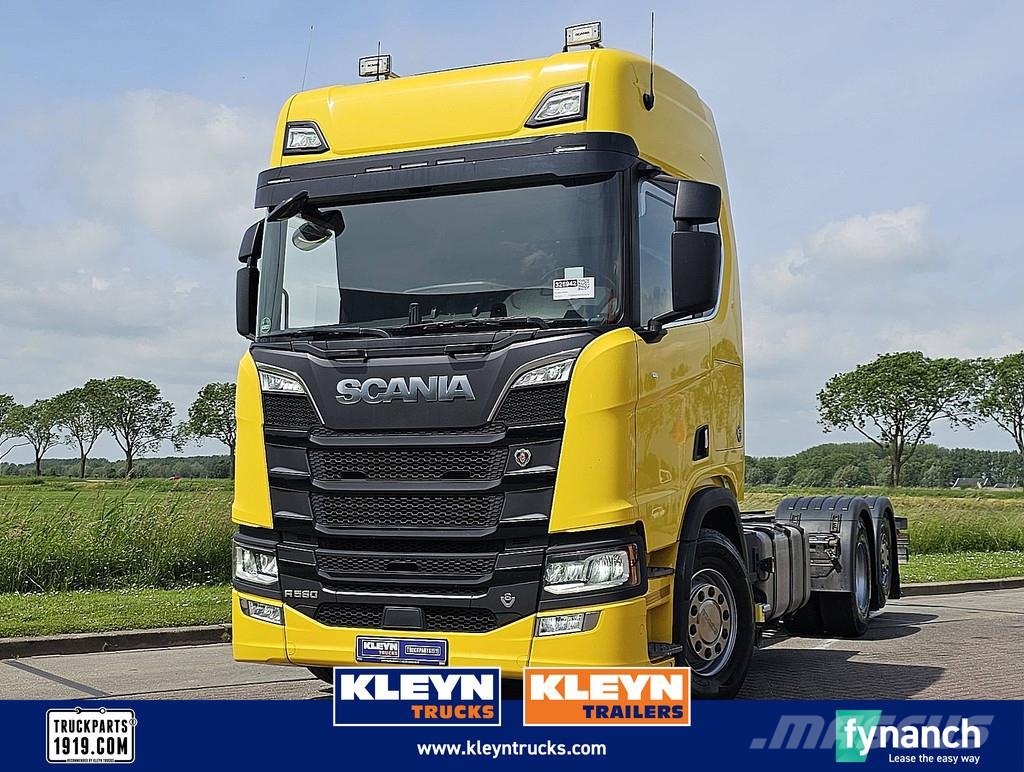 Scania R580 6X2*4 WB4750 PTO V8 Camiones con chasís y cabina