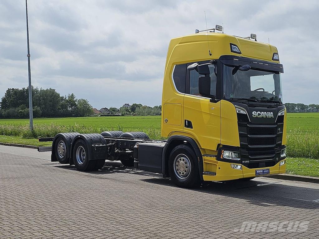 Scania R580 6X2*4 WB4750 PTO V8 Camiones con chasís y cabina