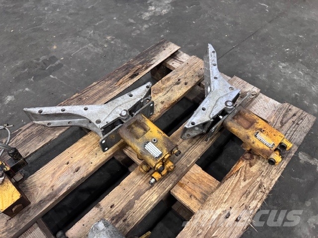 Liebherr 932 USED HYDRAULIC VALVE COMPLET Hidraulice