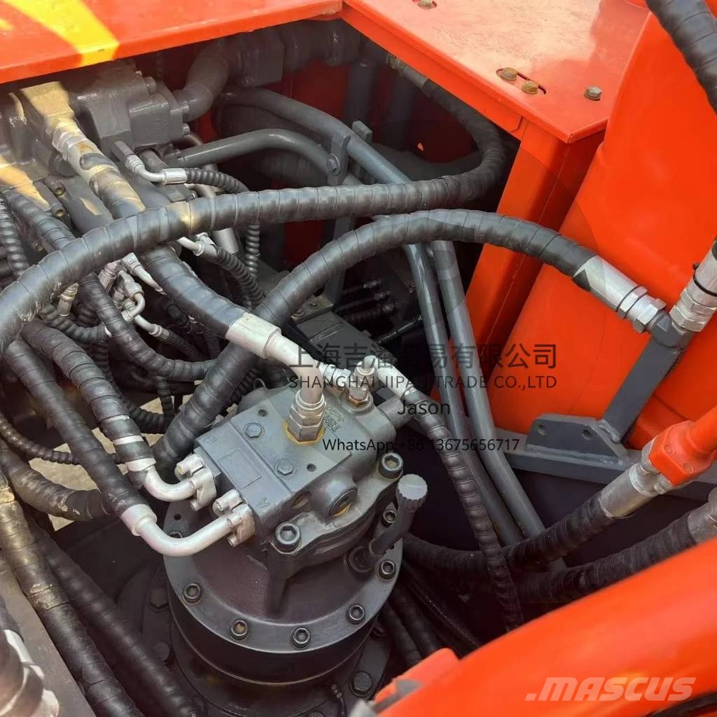 Doosan DX 300 Raupenbagger
