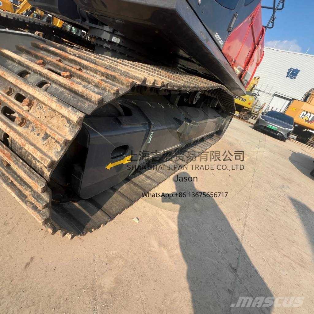 Doosan DX 300 Raupenbagger