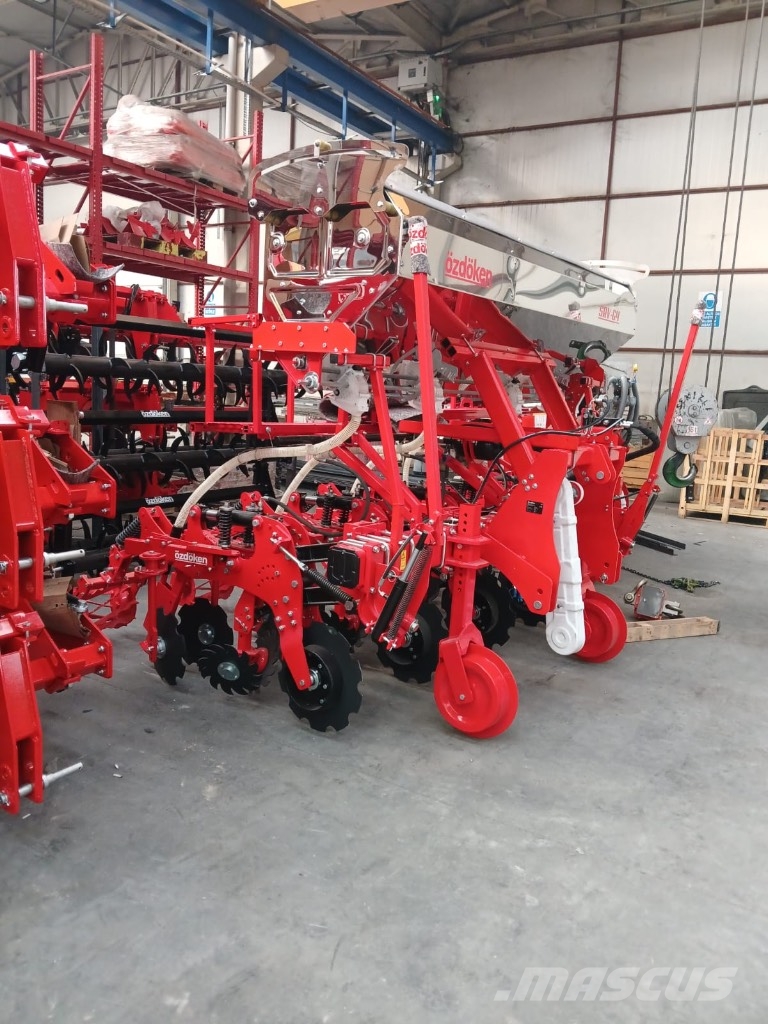 Özdöken Agregat do Strip till 4 sekcje model SRV-4 Andre jordbearbejdningsmaskiner og andet tilbehør