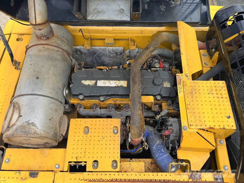 CAT 336 D L Bandgrävare
