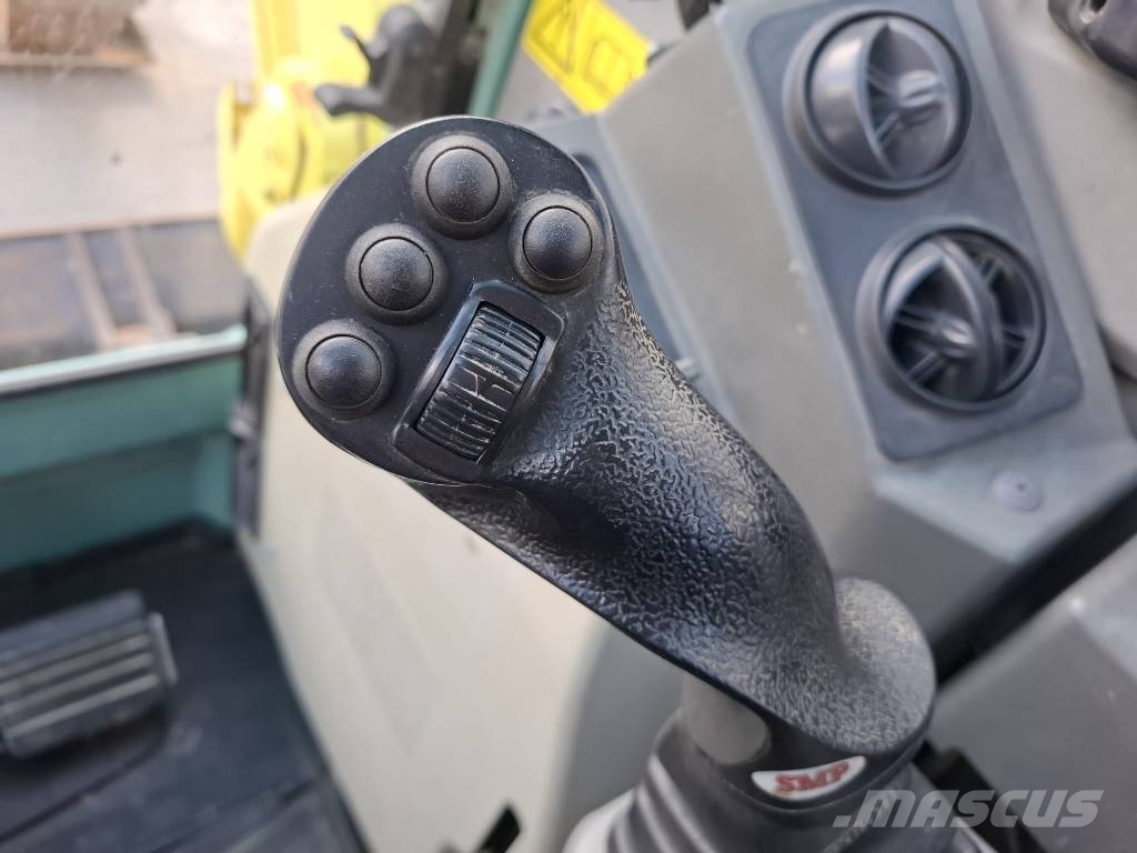 Yanmar Vio 80 U حفارات وسط 7 طن - 12 طن