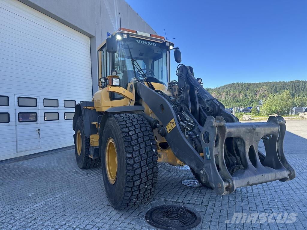 Volvo L60G Gumikerekes homlokrakodók
