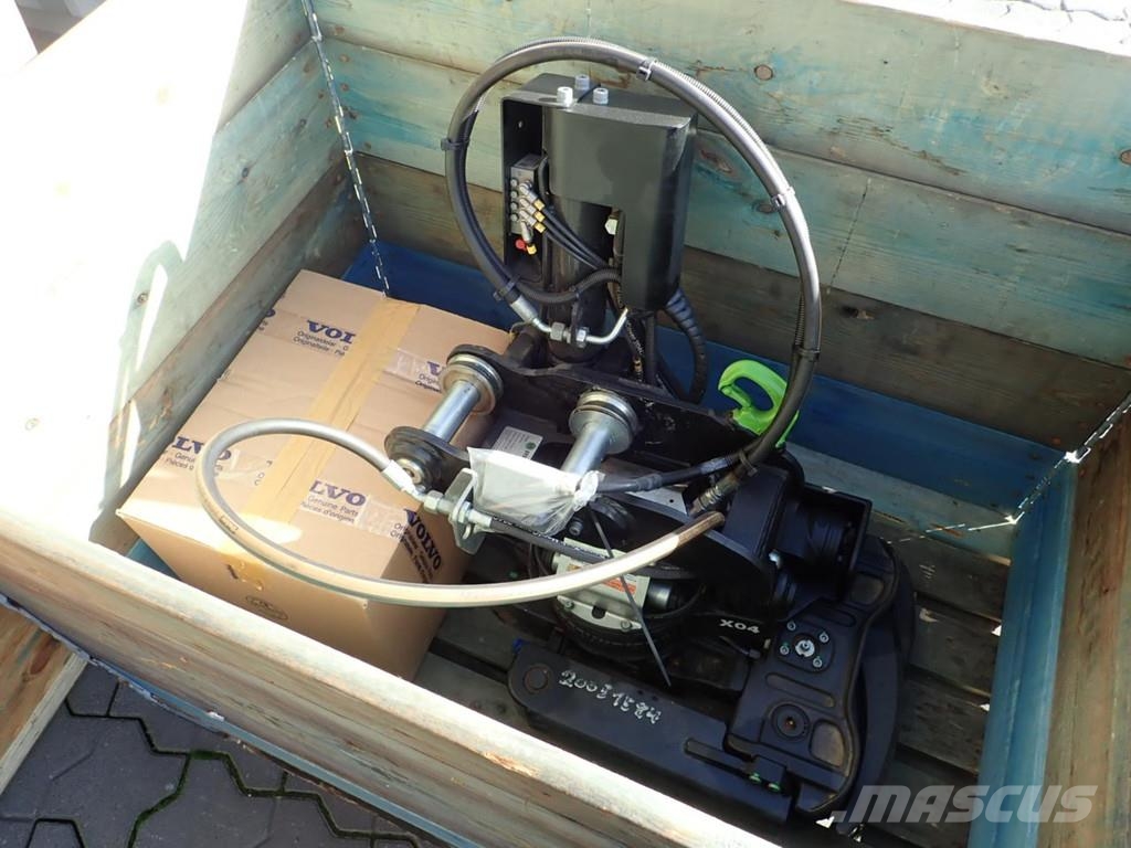 Steelwrist Tiltrotator X04 mit S40 und Greifermodul Muut koneet