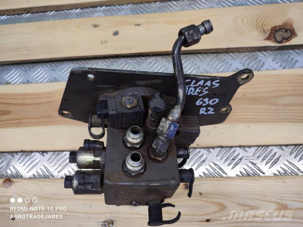 CLAAS Ares 630 RZ hydraulic distributor Hydraulik