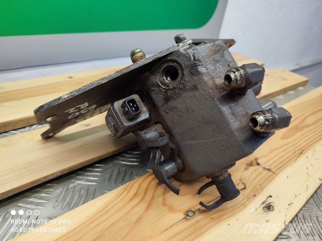 CLAAS Ares 630 RZ hydraulic distributor Hydraulik