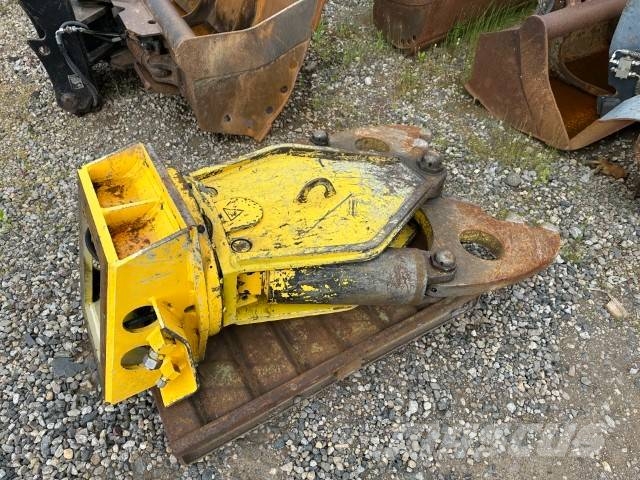 Epiroc CB 950 Beton Abbruchschere 12.000 EUR Kırıcılar