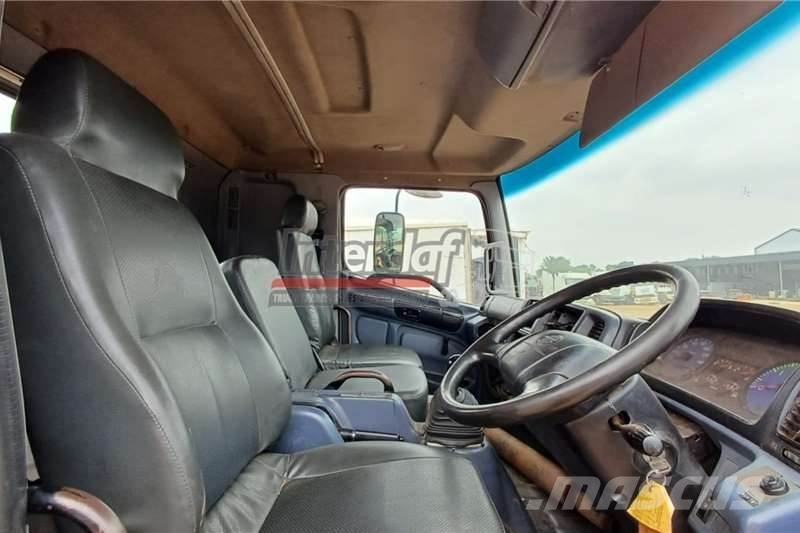 Toyota Hino 13-126 Selling AS IS Other trucks