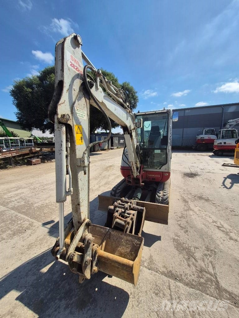 Takeuchi TB 230 Miniescavatori