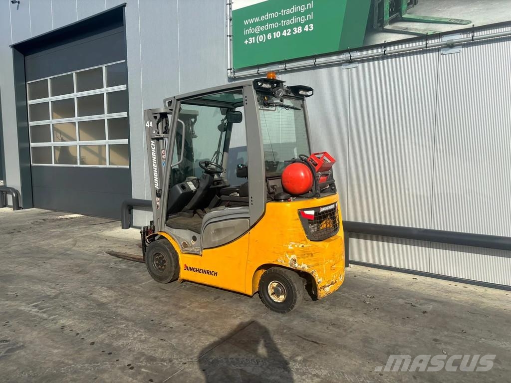 Jungheinrich TFG320s Heftruck Gaasitõstukid