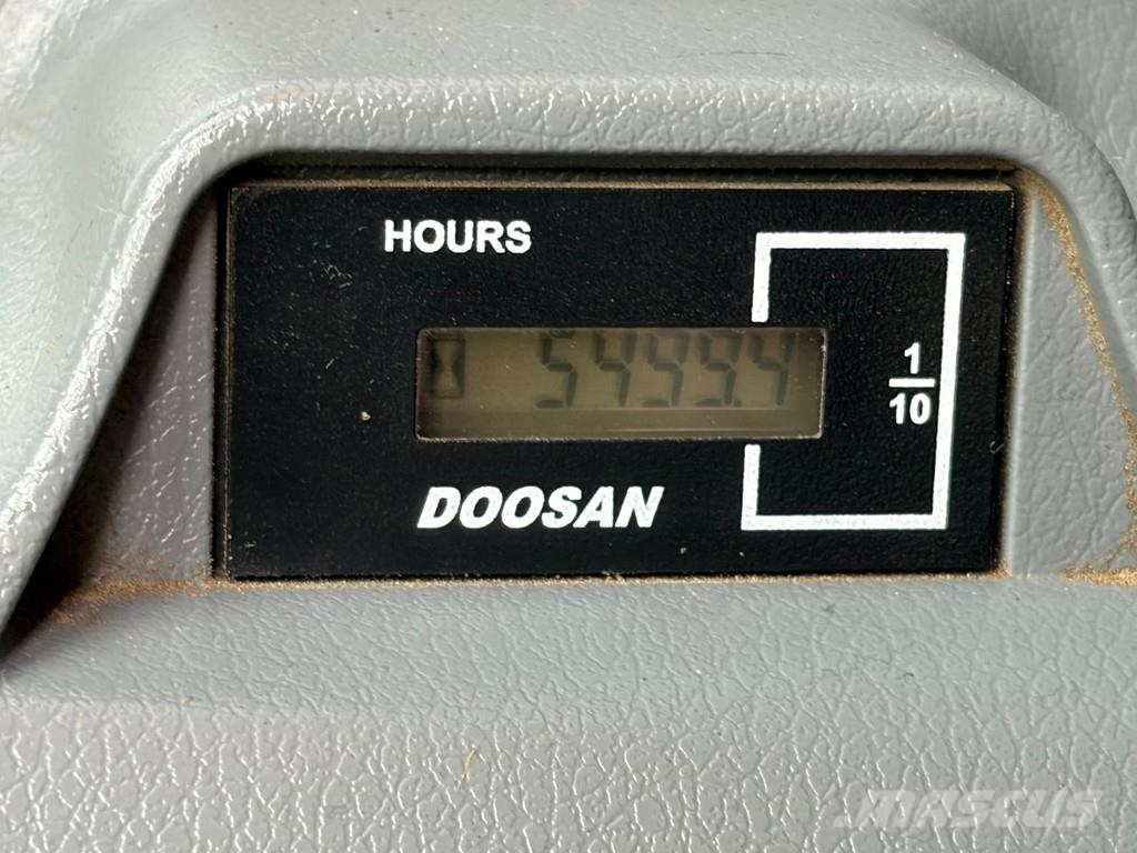 Doosan DX225LC-7 Long Reach 15.4 m Excavadoras sobre orugas