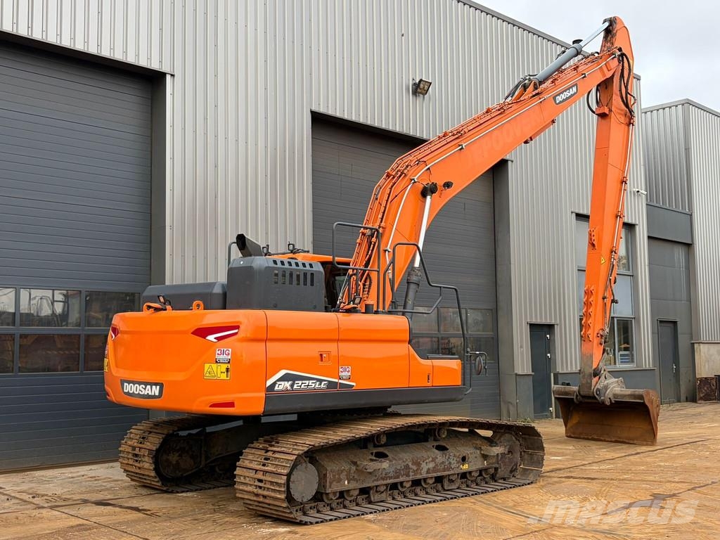 Doosan DX225LC-7 Long Reach 15.4 m Excavadoras sobre orugas