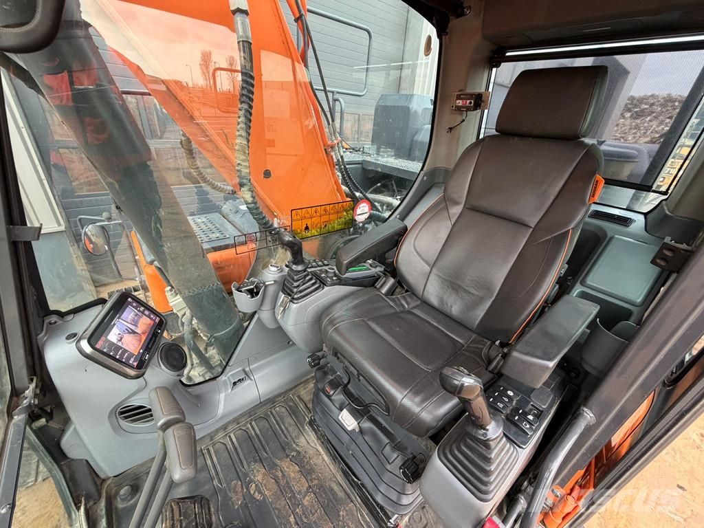Doosan DX225LC-7 Long Reach 15.4 m Excavadoras sobre orugas