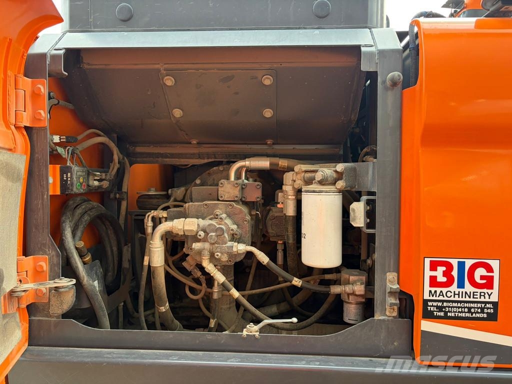 Doosan DX225LC-7 Long Reach 15.4 m Kāpurķēžu ekskavatori