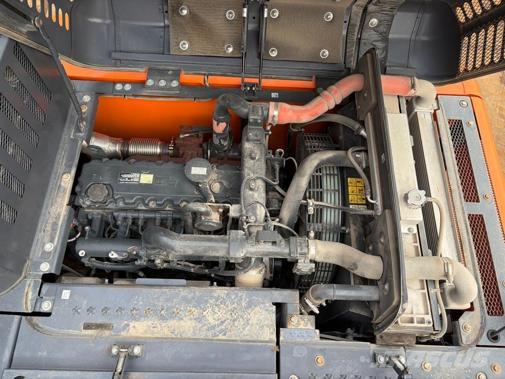 Doosan DX225LC-7 Long Reach 15.4 m Excavadoras sobre orugas