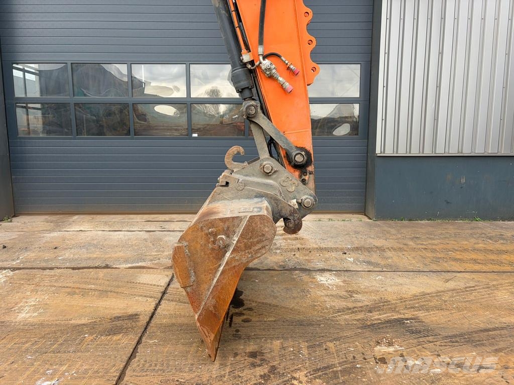 Doosan DX225LC-7 Long Reach 15.4 m Excavadoras sobre orugas