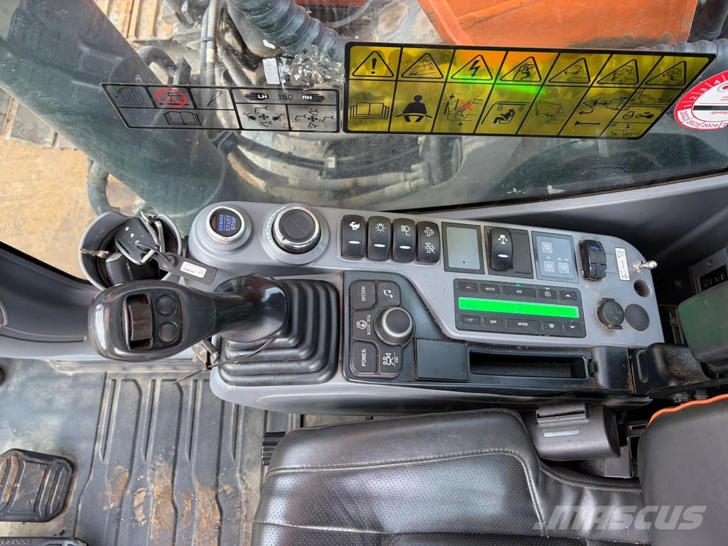 Doosan DX225LC-7 Long Reach 15.4 m حفارات زحافة