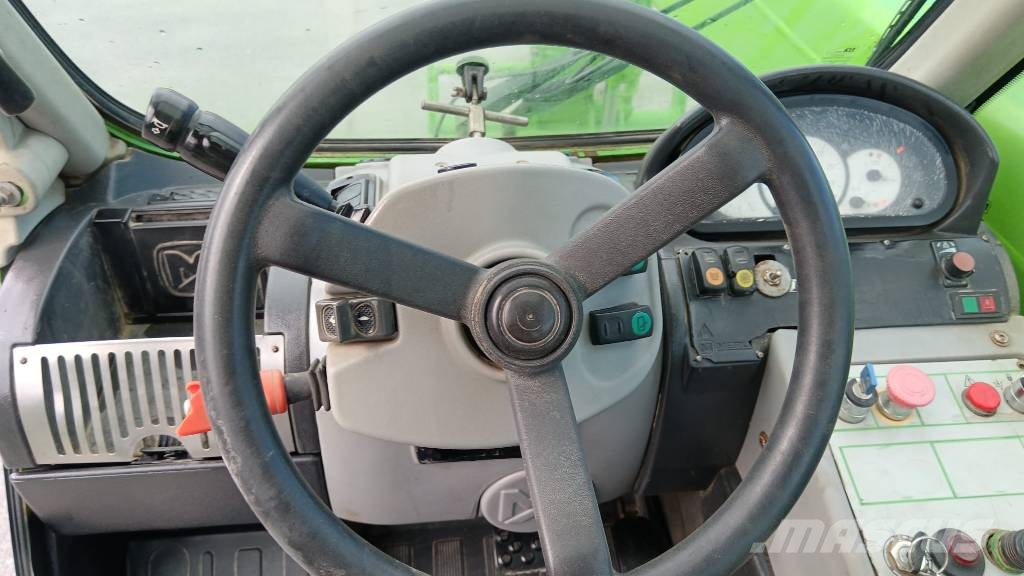 Merlo 38.16S مناولات متداخلة
