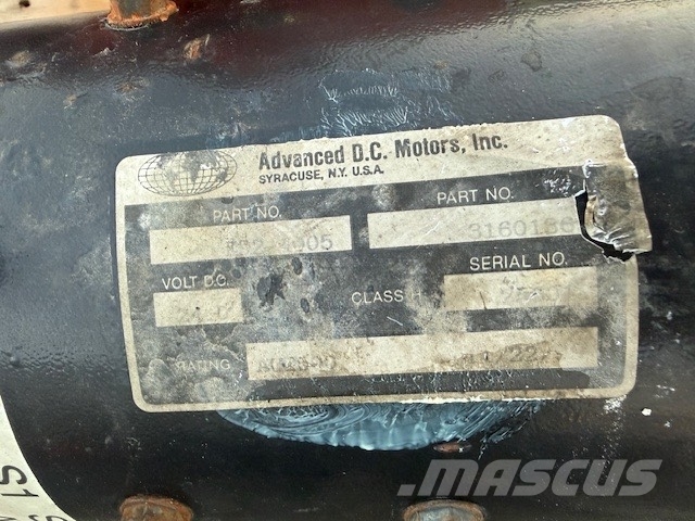 JLG 3969 E USED COMPLET PARTS 剪叉式升降机