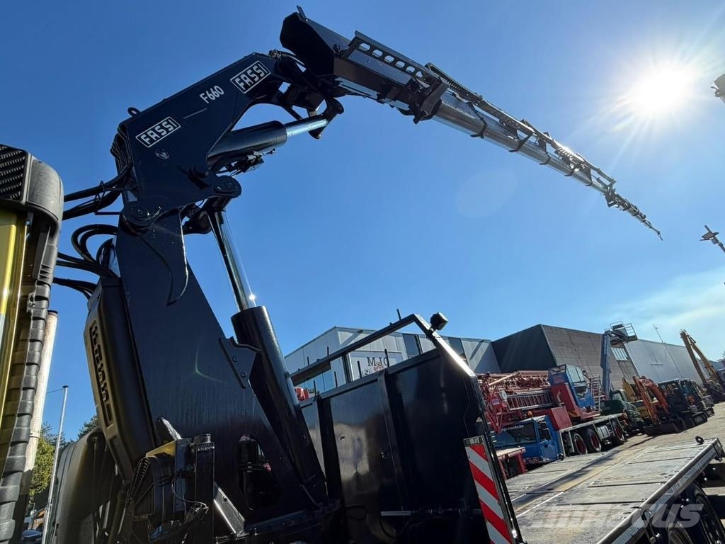 Volvo FH 420 8x4 BOOT / BOAT / BATEAU - TRANSPORT + FASS Kraner til alt terræn