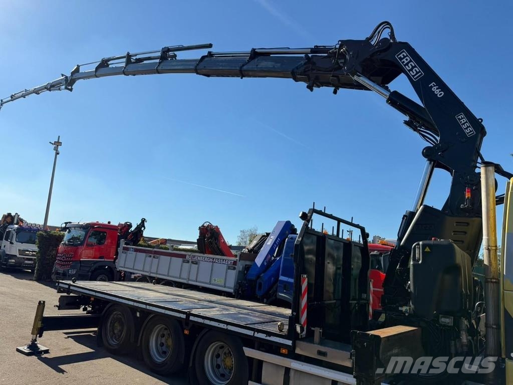 Volvo FH 420 8x4 BOOT / BOAT / BATEAU - TRANSPORT + FASS Kraner til alt terræn
