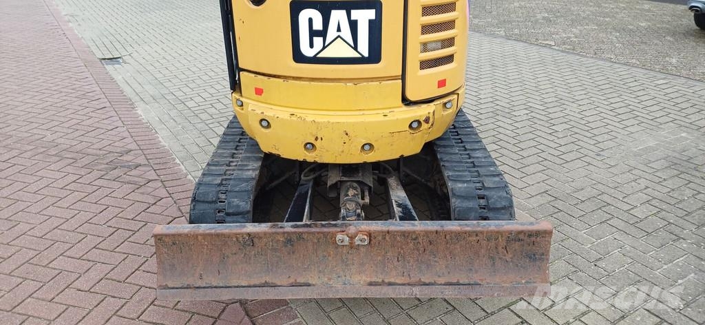 CAT 302.7 Mini excavators < 7t