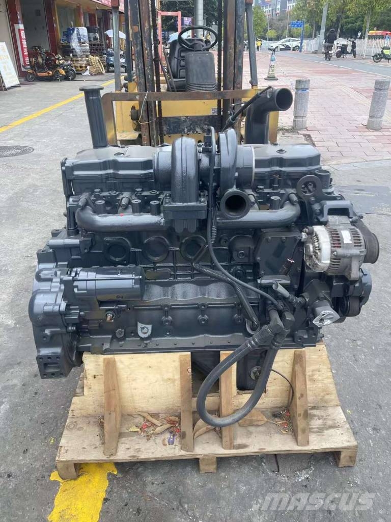 Komatsu 6D107 engine 引擎/發動機