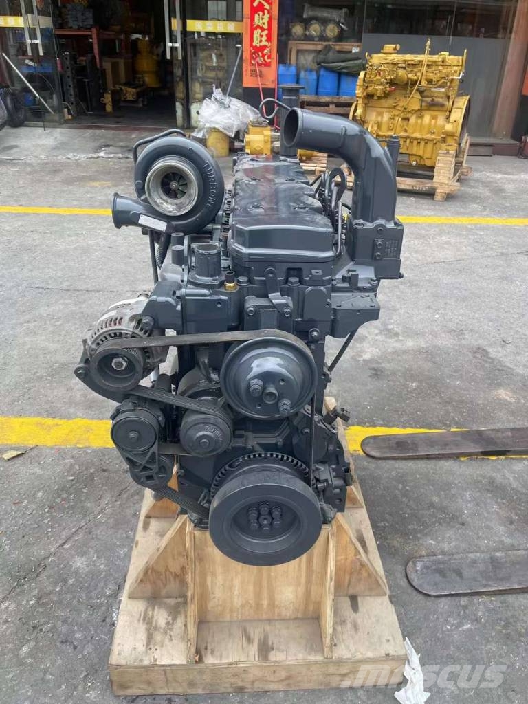 Komatsu 6D107 engine 引擎/發動機
